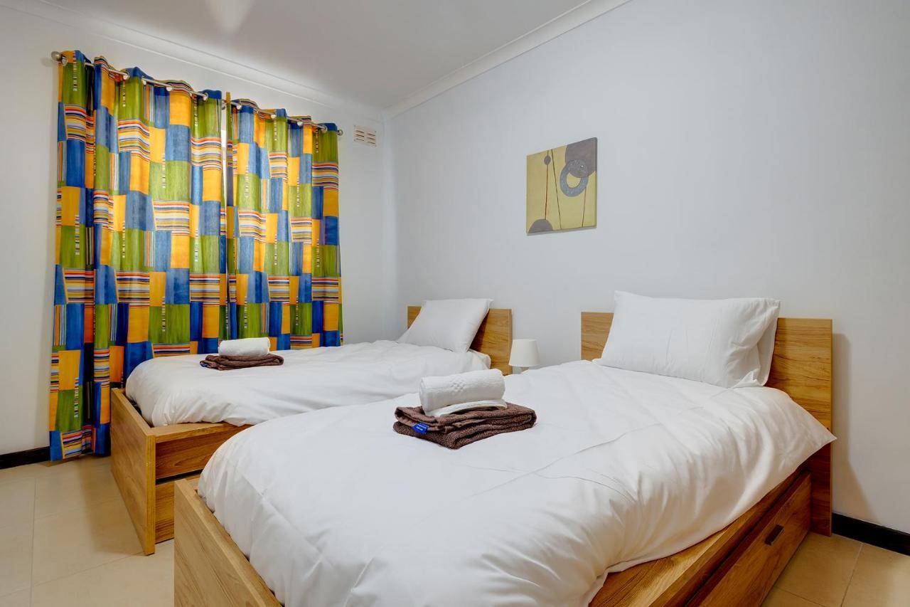 Modern 2 Bedroom Maisonette In Central Sliema Ngoại thất bức ảnh