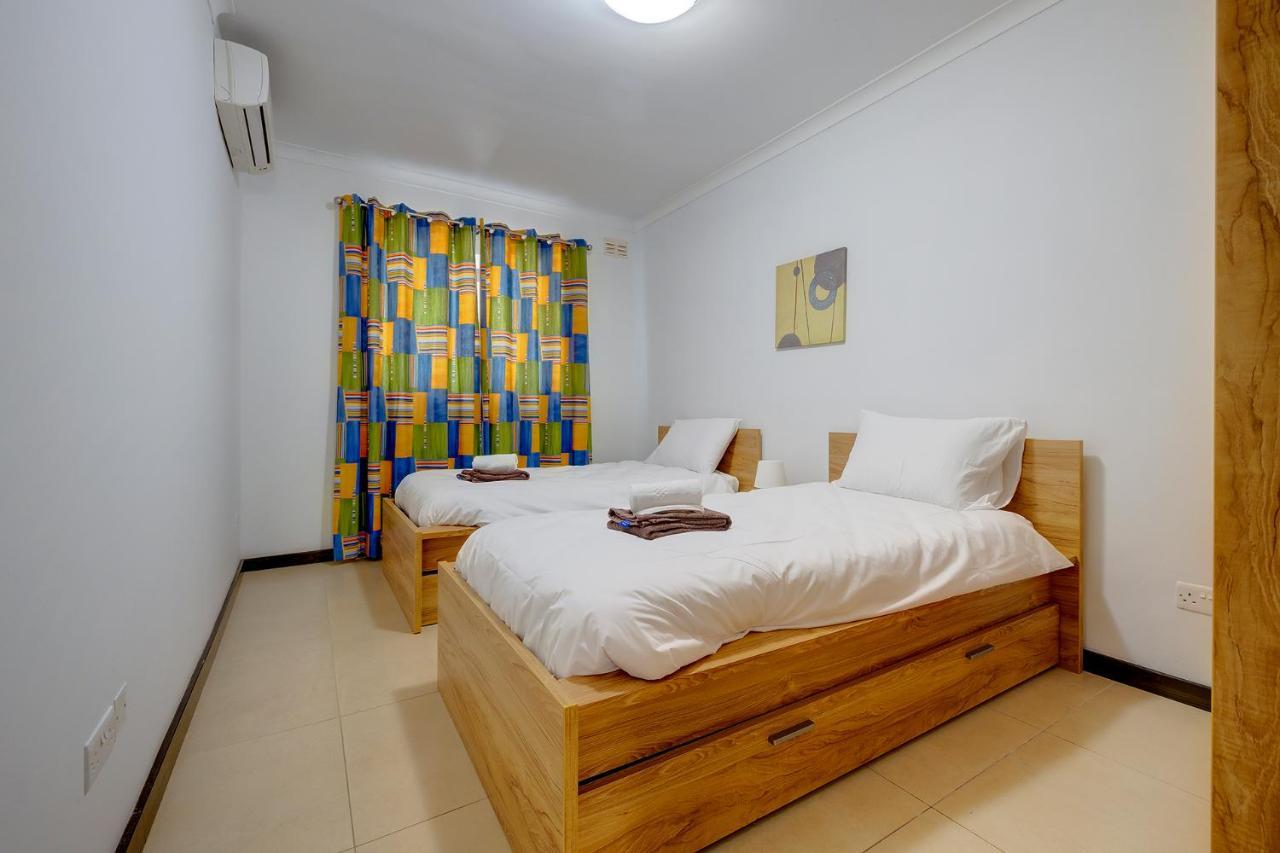 Modern 2 Bedroom Maisonette In Central Sliema Ngoại thất bức ảnh